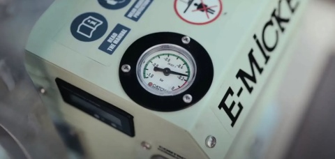Akumulatorowy chwytak próżniowy CATCHSHIFT E-MICKEY255