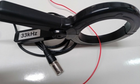 Klema indukcyjna sygnałowa 33 kHz Leica (100 mm)