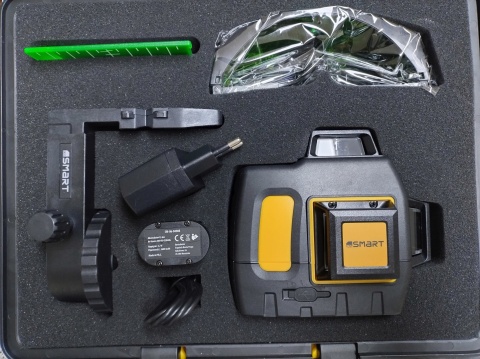 Laser płaszczyznowy Smart365 3x360° zestaw w walizce