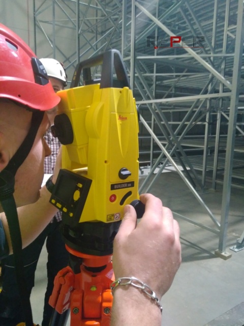 Tachimetr elektroniczny Leica Builder 309